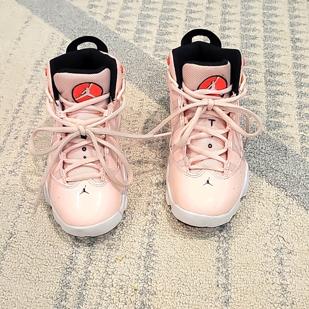 Nike jordans
